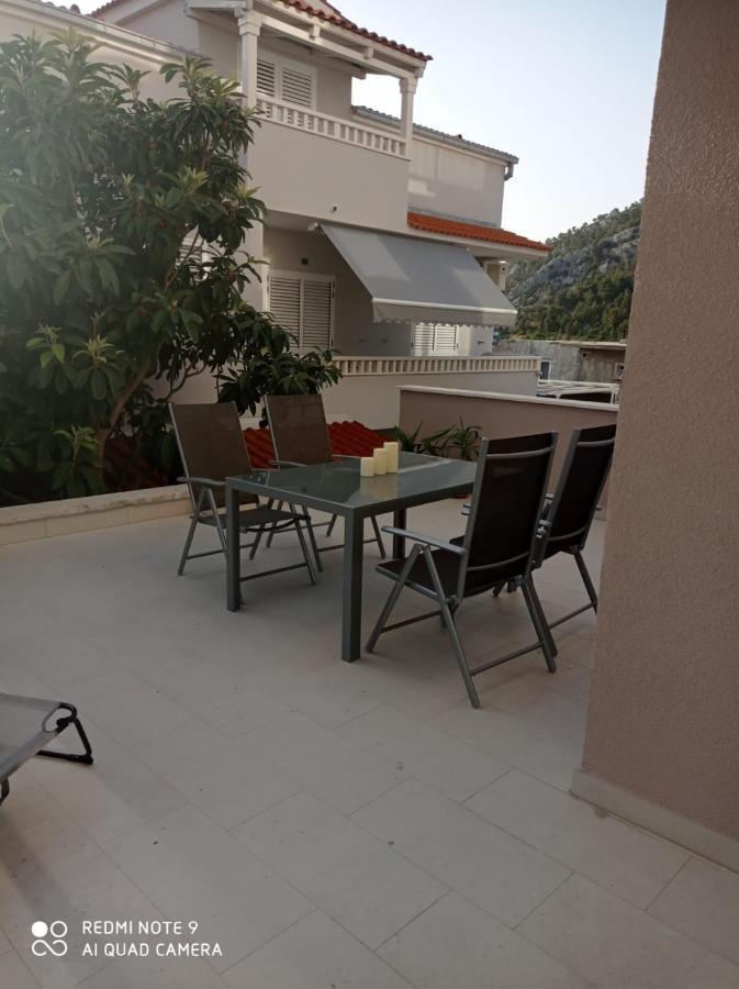 Tia Apartment ฮวาร์ ภายนอก รูปภาพ